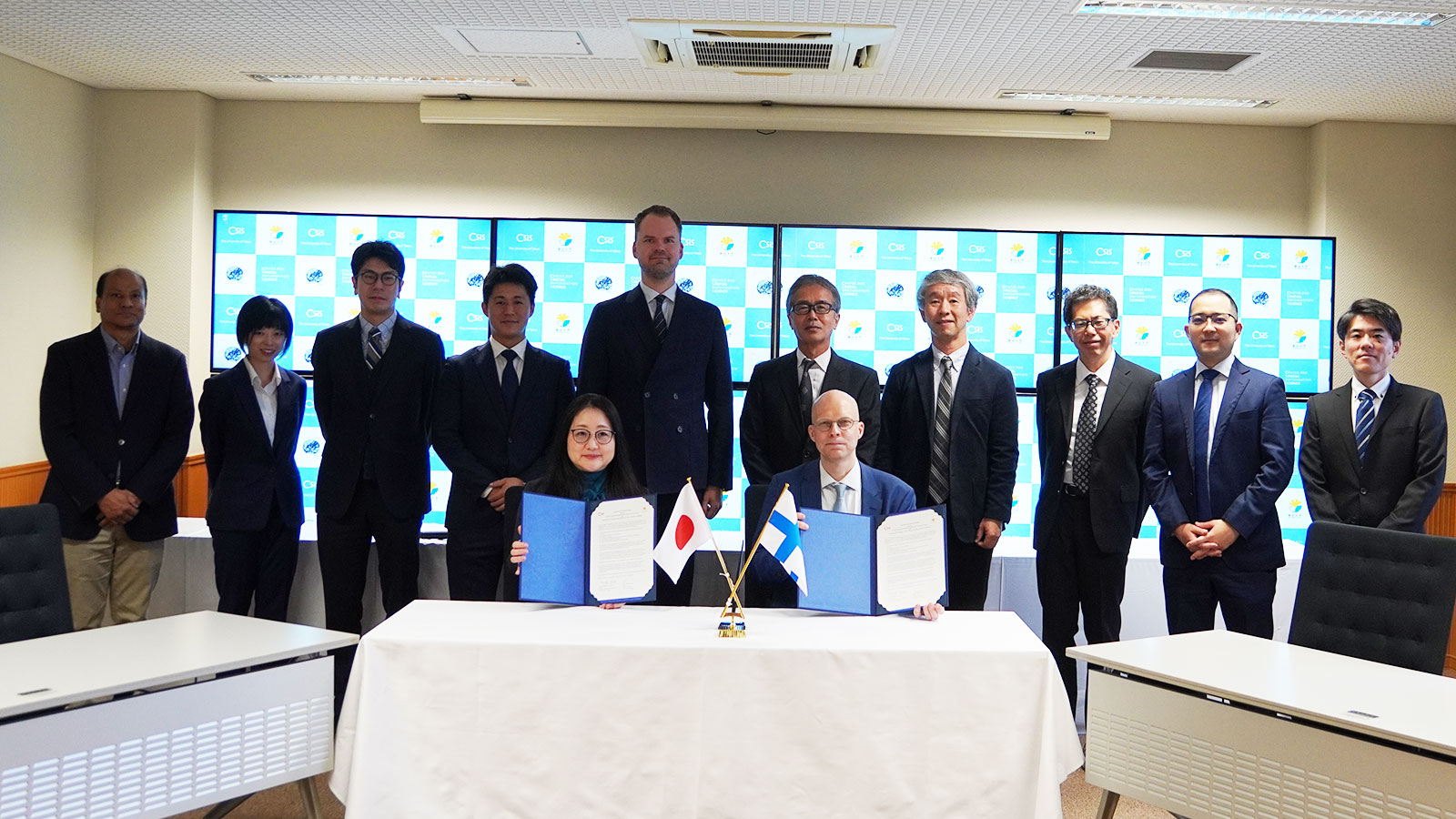 The Signing Ceremony of the Agreement with the University of Helsinki was held! ヘルシンキ大学との協定書の調印式が行われました！.