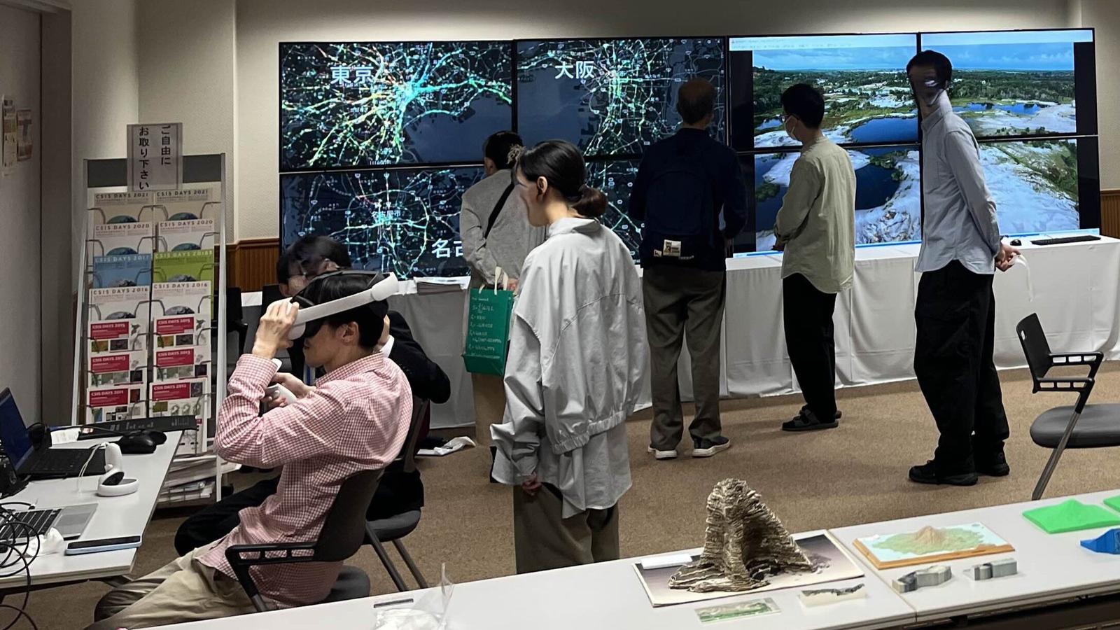 CSIS at the UTokyo Kashiwa Open Campus (Oct. 23-24)! 柏キャンパス一般公開(10/23・24)にCSISが出展します! .